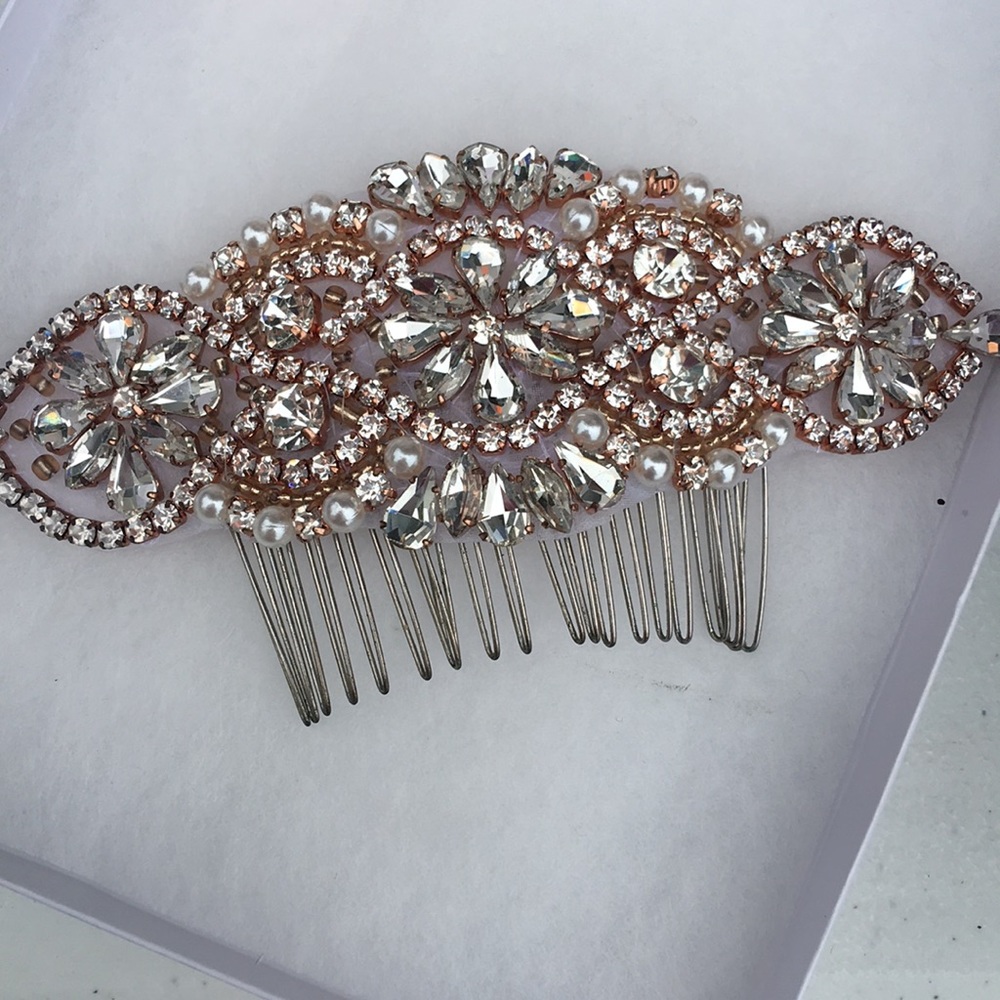 Bridal hair comb